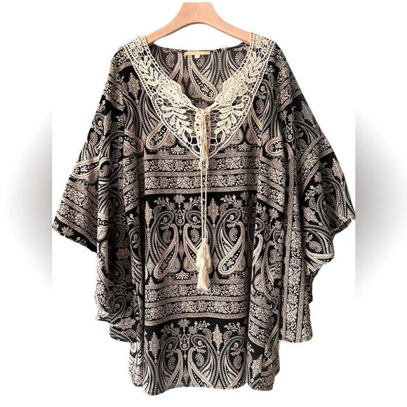 Gianni Bini Boho style Kaftan/Cover up. Black and cream paisley print. - Picture 1 of 6